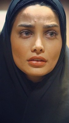 تینا آخوندتبار-بازیگر ایرانی